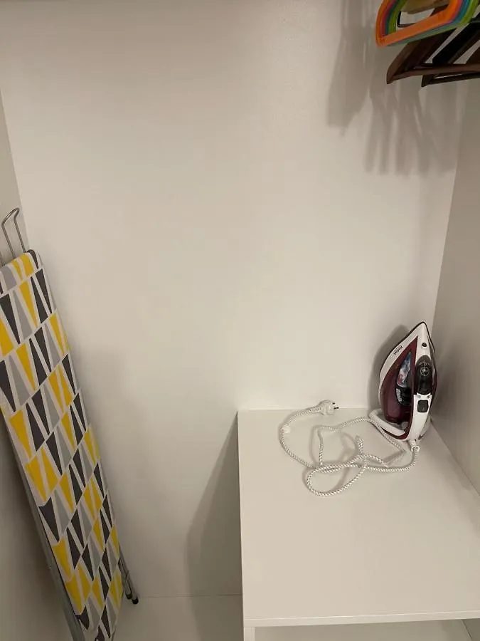 Apartament Prymasa Tysiąclecia 83A by Aparthouse Warszawa Polska